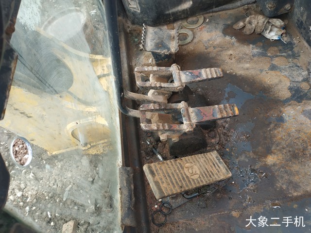小松 PC50MR-2 挖掘机