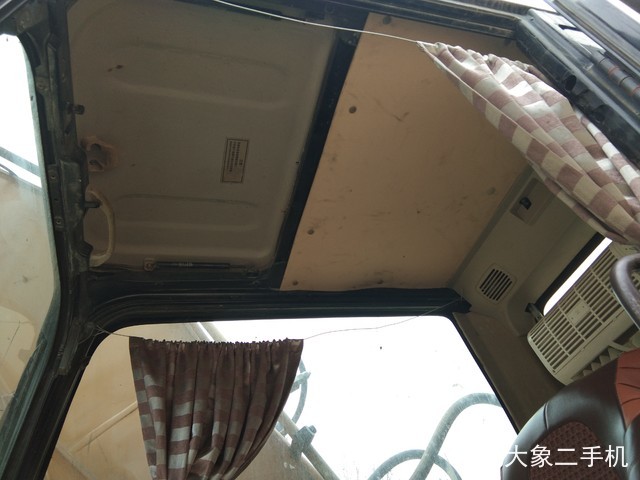 卡特彼勒 320C 挖掘机