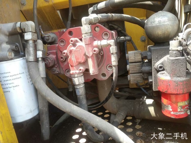 徐工 XE135B 挖掘机