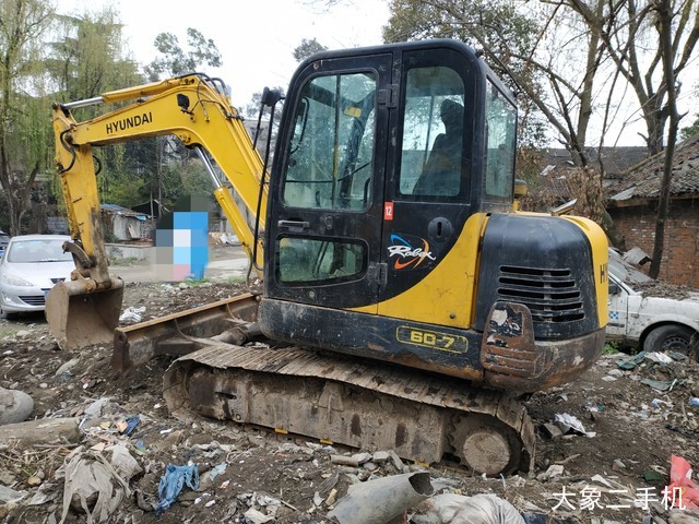 现代 R80-7 挖掘机