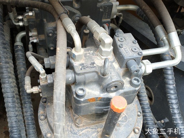 徐工 XE370D 挖掘机