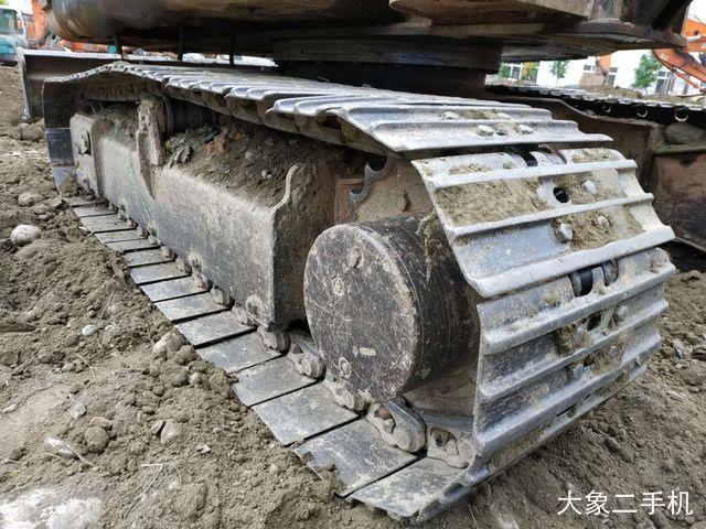 现代 R60-7 挖掘机