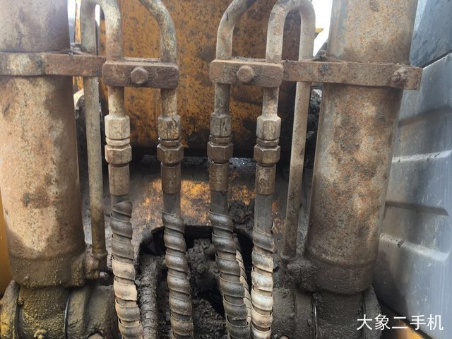 徐工 XE150D 挖掘机