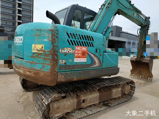 神钢 SK75-8 挖掘机