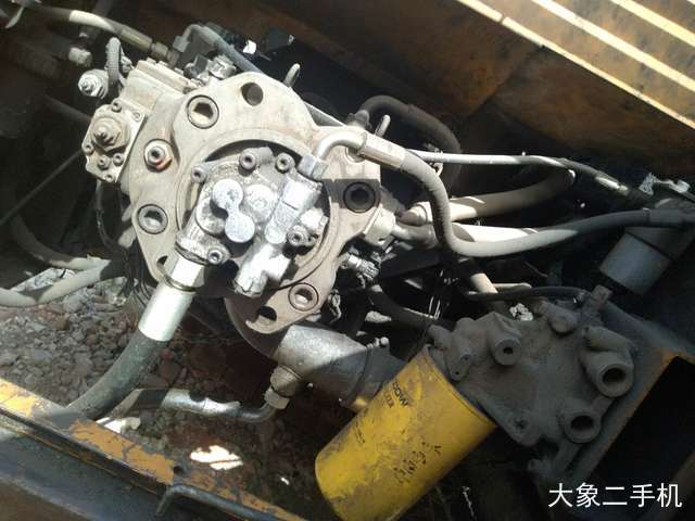 三一重工 SY215C-8S 挖掘机