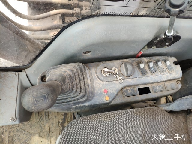 三一重工 SY235C-8S 挖掘机