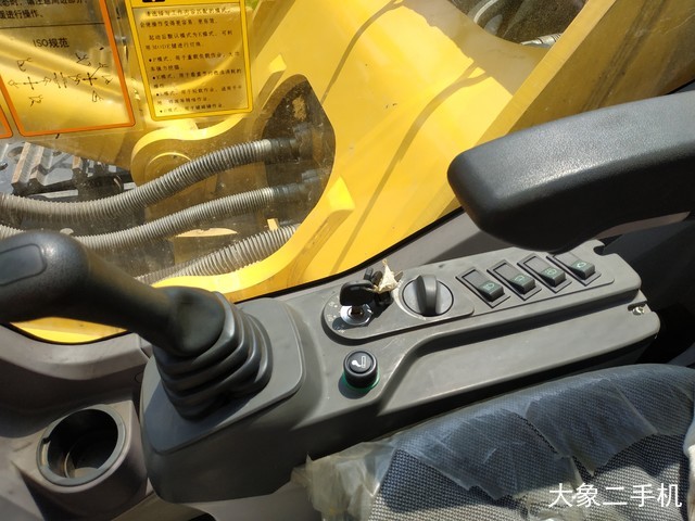 中联重科 ZE700ESP 挖掘机