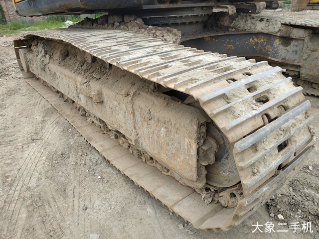 现代 R265LC-7 挖掘机