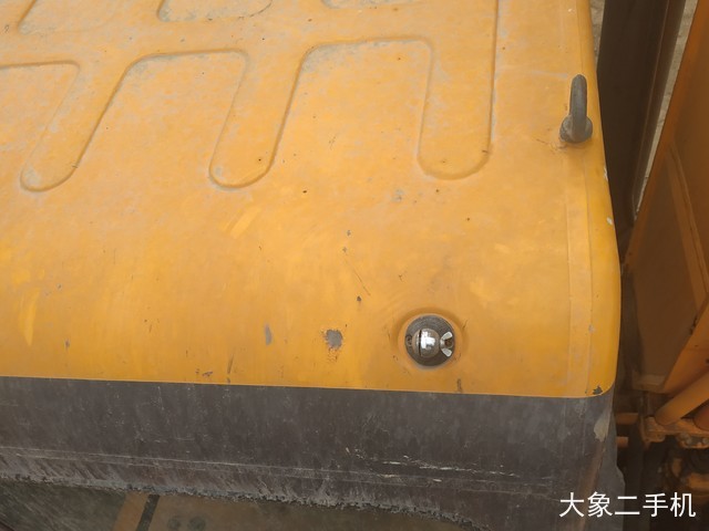 三一重工 SY235C 挖掘机