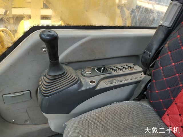 中联重科 ZE260E 挖掘机