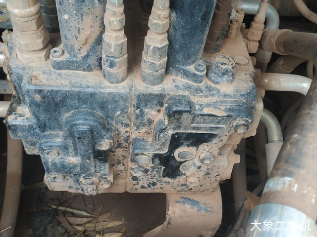 神钢 SK260LC-8 挖掘机