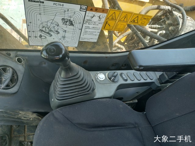 小松 PC70-8 挖掘机