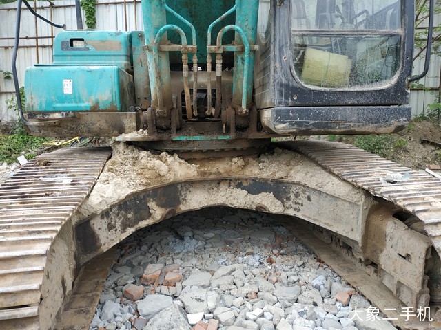 神钢 SK250-8 挖掘机