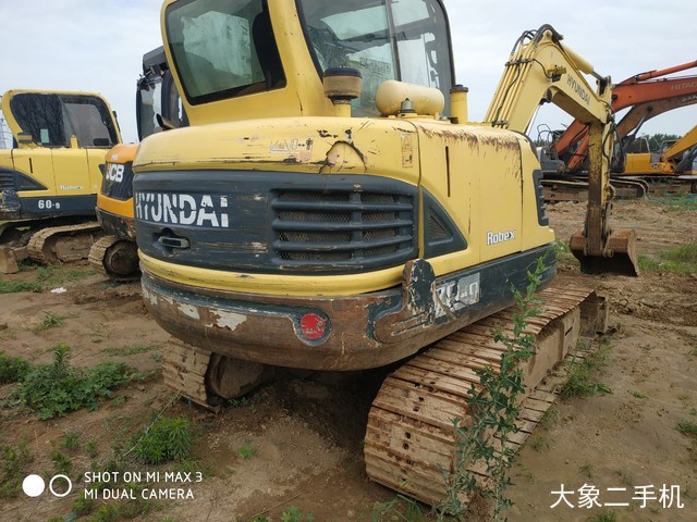 现代 R60-9 挖掘机