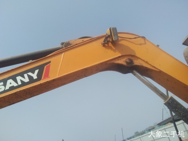 三一重工 SY75C 挖掘机