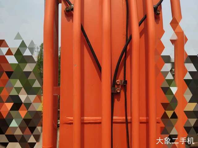 斗山 DX225LC 挖掘机