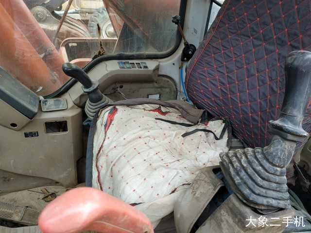 斗山 DH300-5 挖掘机