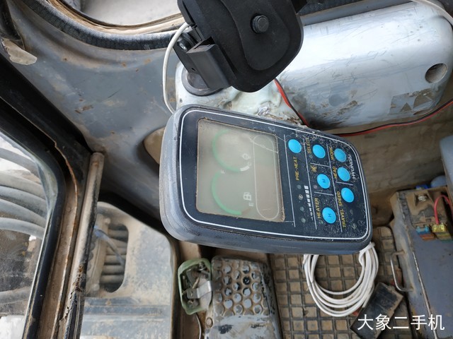 现代 R60-7 挖掘机