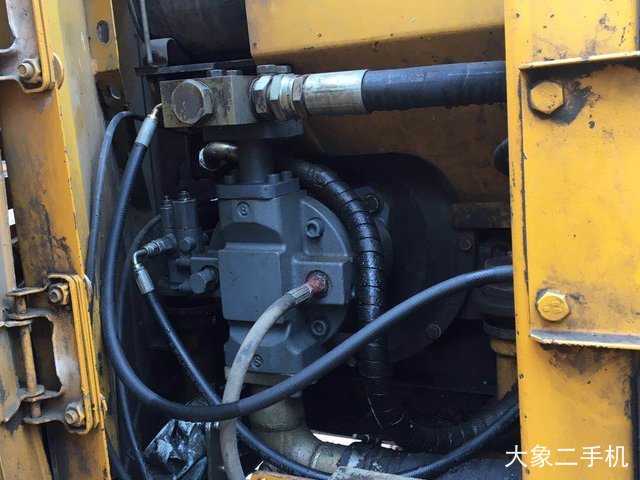雷沃重工 FR80D 挖掘机