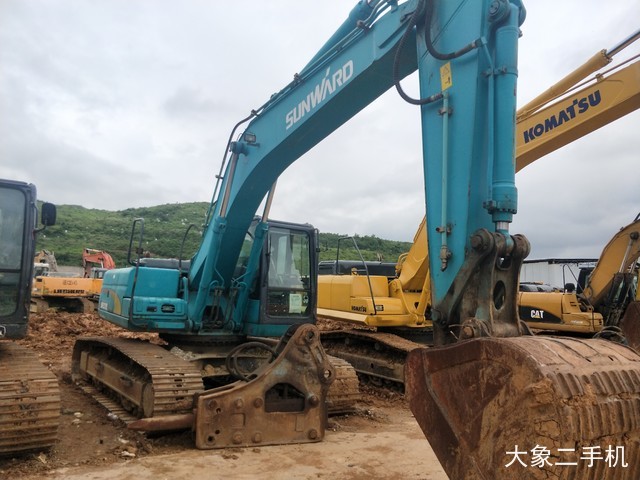 山河智能 SWE230LC 挖掘机