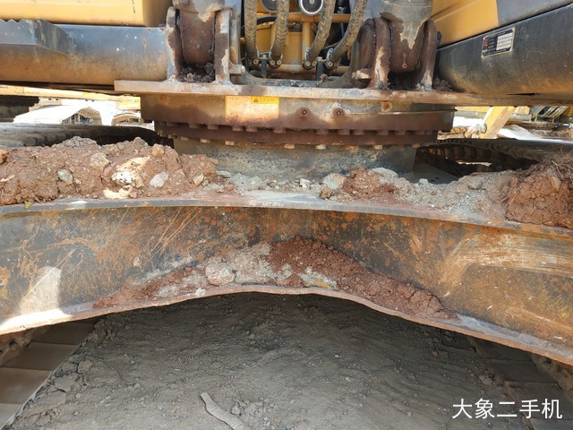 三一重工 SY215C 挖掘机