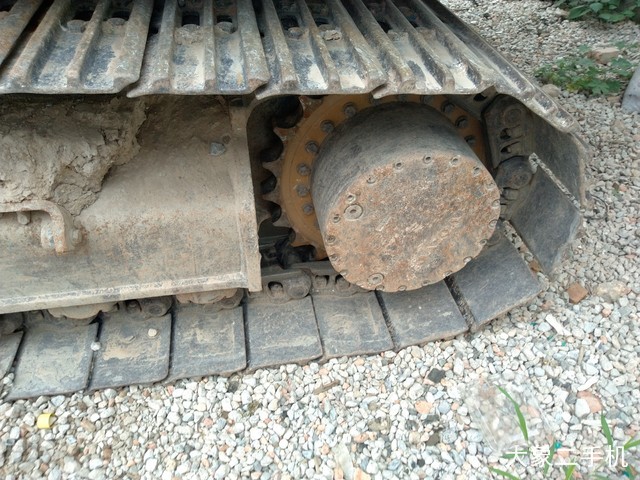 沃尔沃 EC210BLC 挖掘机