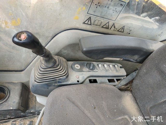 三一重工 SY285C 挖掘机