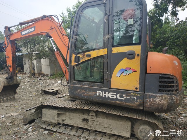 斗山 DH60-7 挖掘机