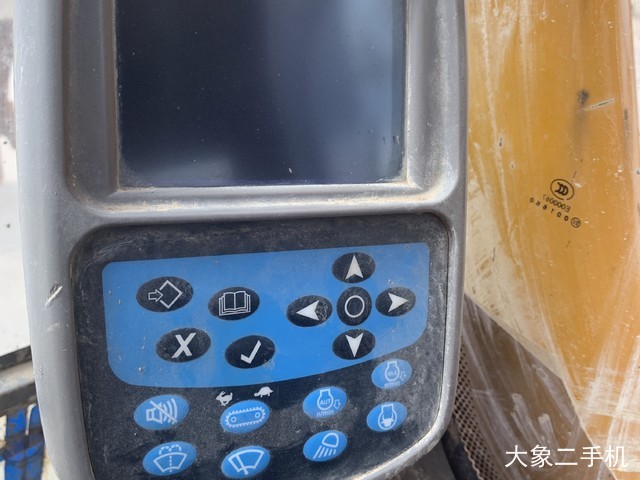 龙工 LG6225 挖掘机