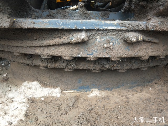 现代 R225LC-7 挖掘机