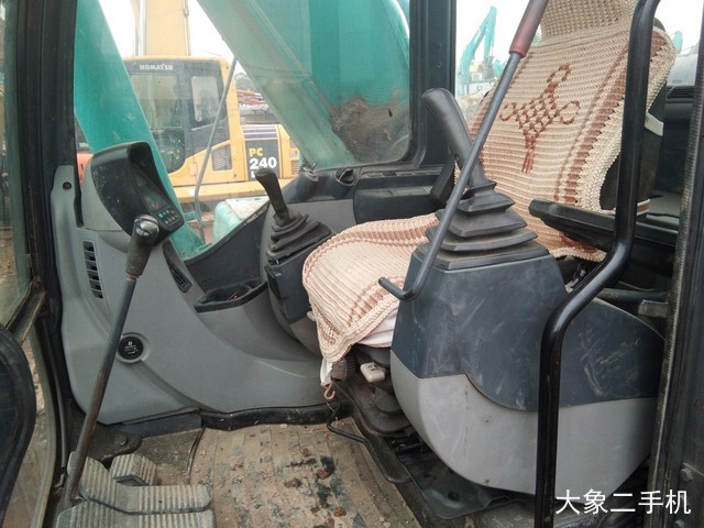 神钢 SK350LC-8 挖掘机