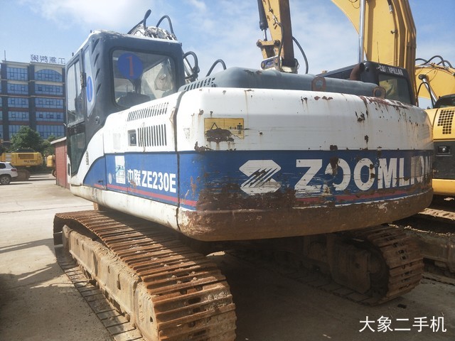 中联重科 ZD230-3 挖掘机