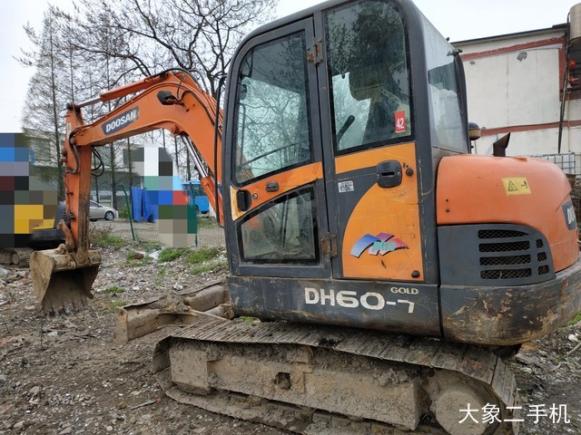 斗山 DH60-7 挖掘机