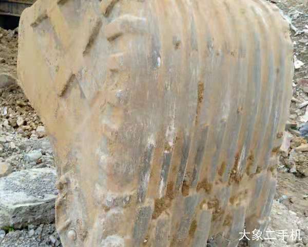 现代 R225LC-7 挖掘机