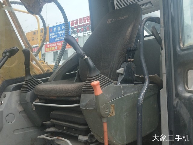 柳工 CLG915C 挖掘机