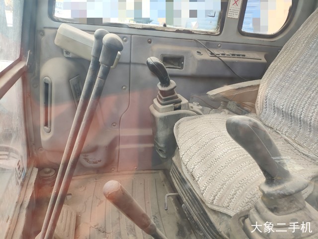 神钢 SK60-C 挖掘机