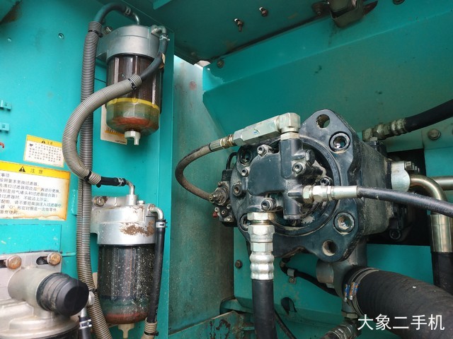 神钢 SK260LC-8 挖掘机