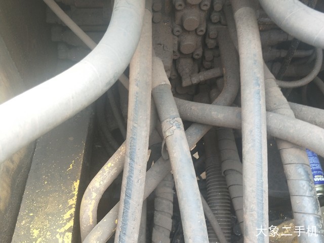 小松 PC240LC-8 挖掘机