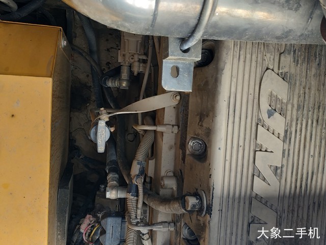 徐工 XE470C 挖掘机