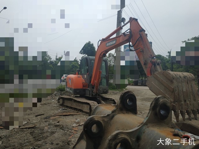 斗山 DH60-7 挖掘机