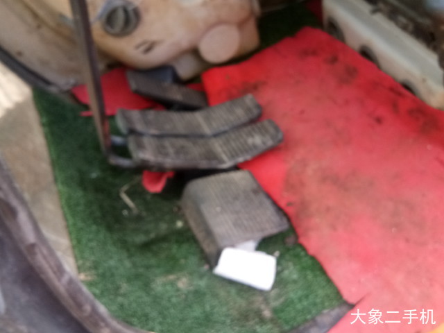 龙工 LG6215 挖掘机