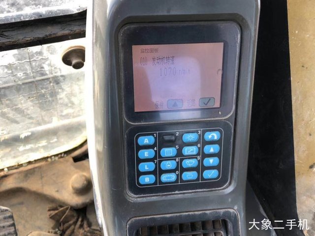 小松 PC270-7 挖掘机