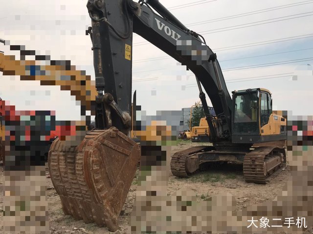 沃尔沃 EC350D 挖掘机