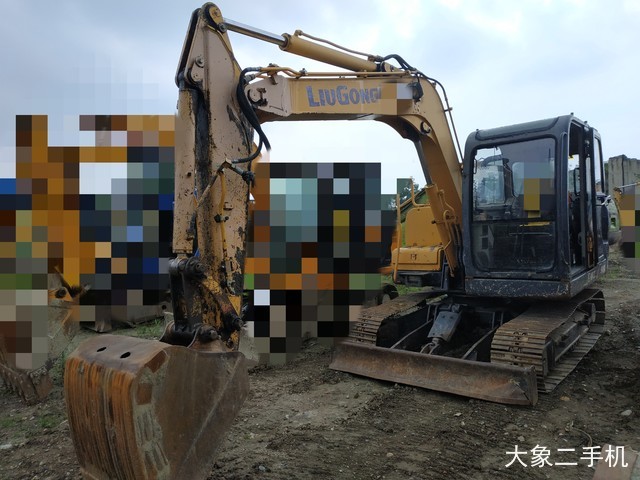 柳工 CLG908D 挖掘机