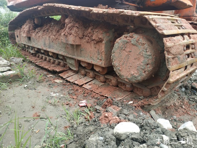 斗山 DX260LC 挖掘机