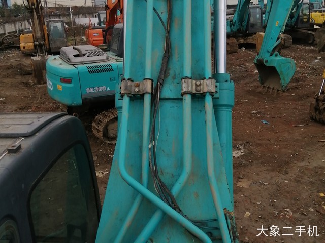 神钢 SK350LC8 挖掘机