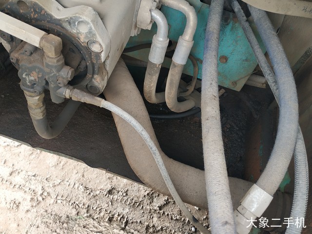 神钢 SK250-8 挖掘机