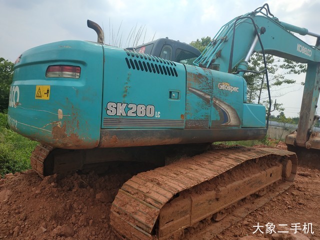 神钢 SK260LC-8 挖掘机