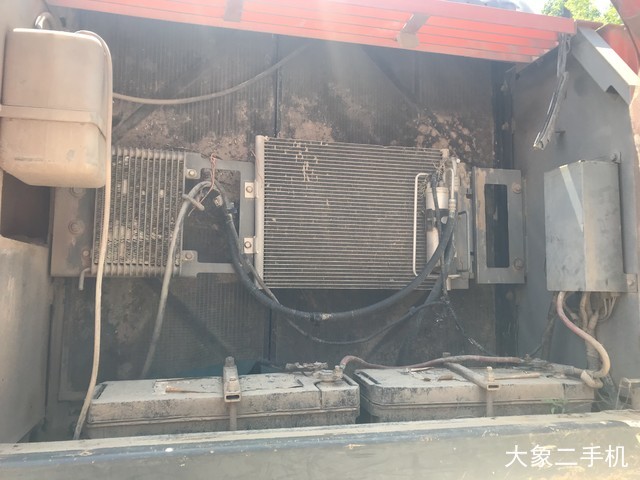 日立 ZX330—3 挖掘机