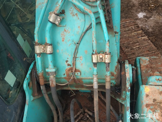 神钢 SK350LC-8 挖掘机